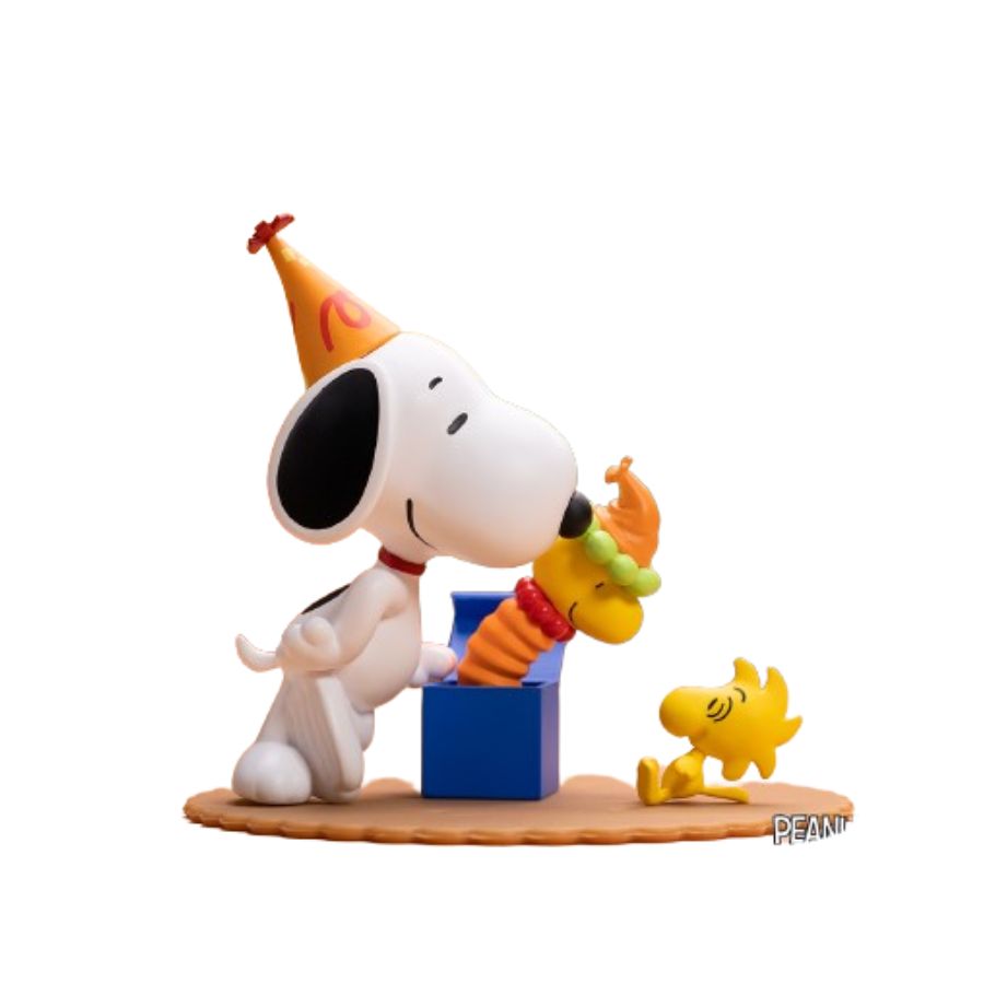 POP MART Snoopy The Best Friends Toy Model 6941448681311